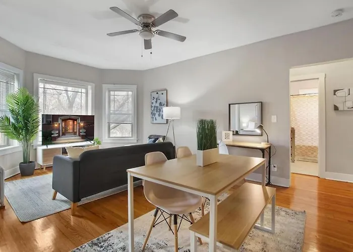 Perfect 3br In With Wifi & Laundry - Touhy 3n * Чикаго